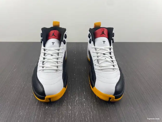 HYPE Years Air Jordan in China 25 DR8887-100 12 0608
